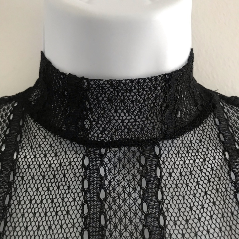 Dynamite Lace Sheer Choker Mock Neck Black Sleeveless Top with Camisole Tube Top - Picture 5 of 16